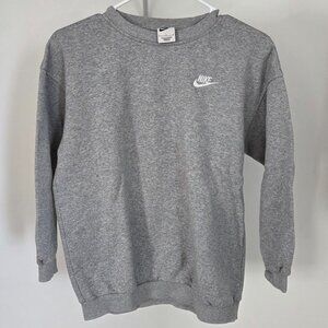 Nike Sportswear Club Fleece Big Kids Oversized Sweatshirt Large